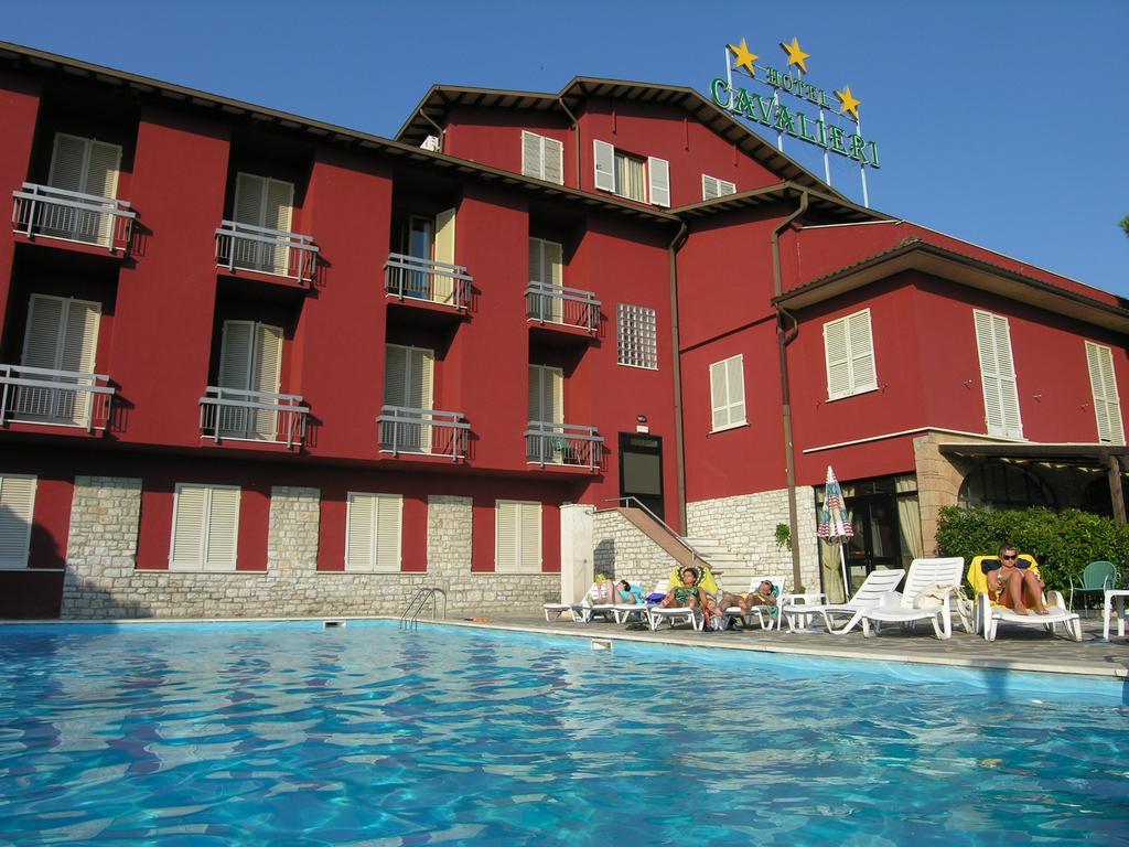 Cavalieri Passignano sul Trasimeno